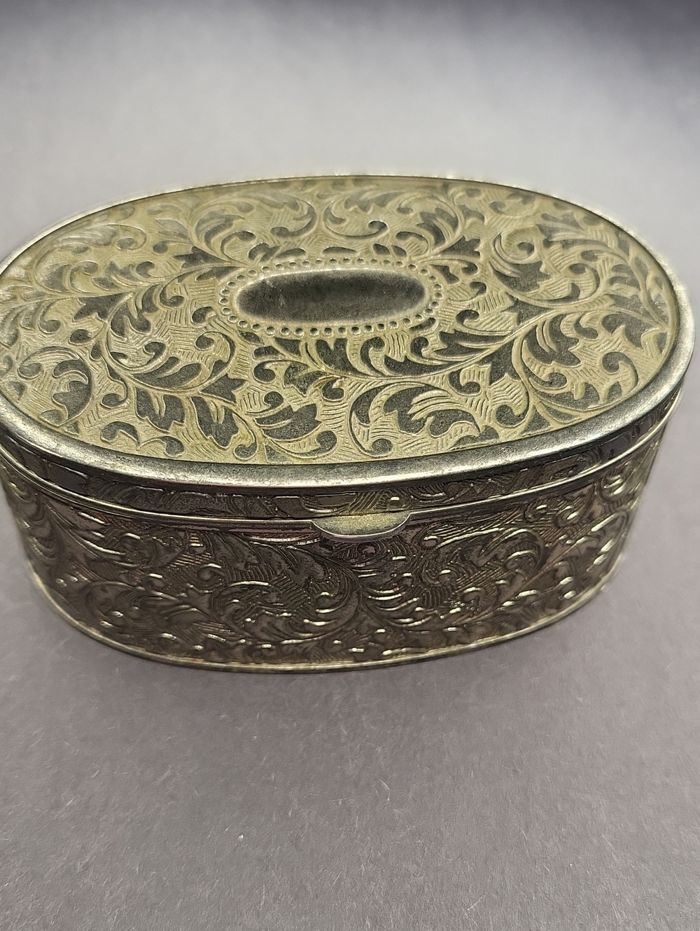 Ornate Engraved Oval Trinket Box in Antique Silver